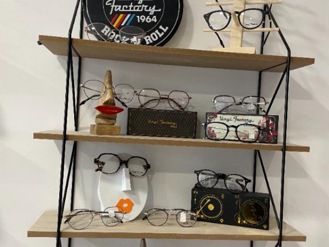 Collection lunettes Vinyl Factory : lunettes originales et rock'n rolls.